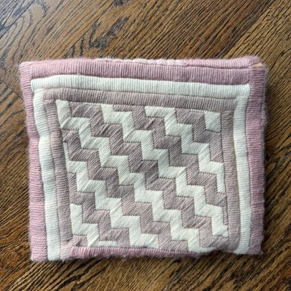 Vintage Handmade Clutch Cream and Pink Coastal Mermaid Seashell - Picture 3 of 8